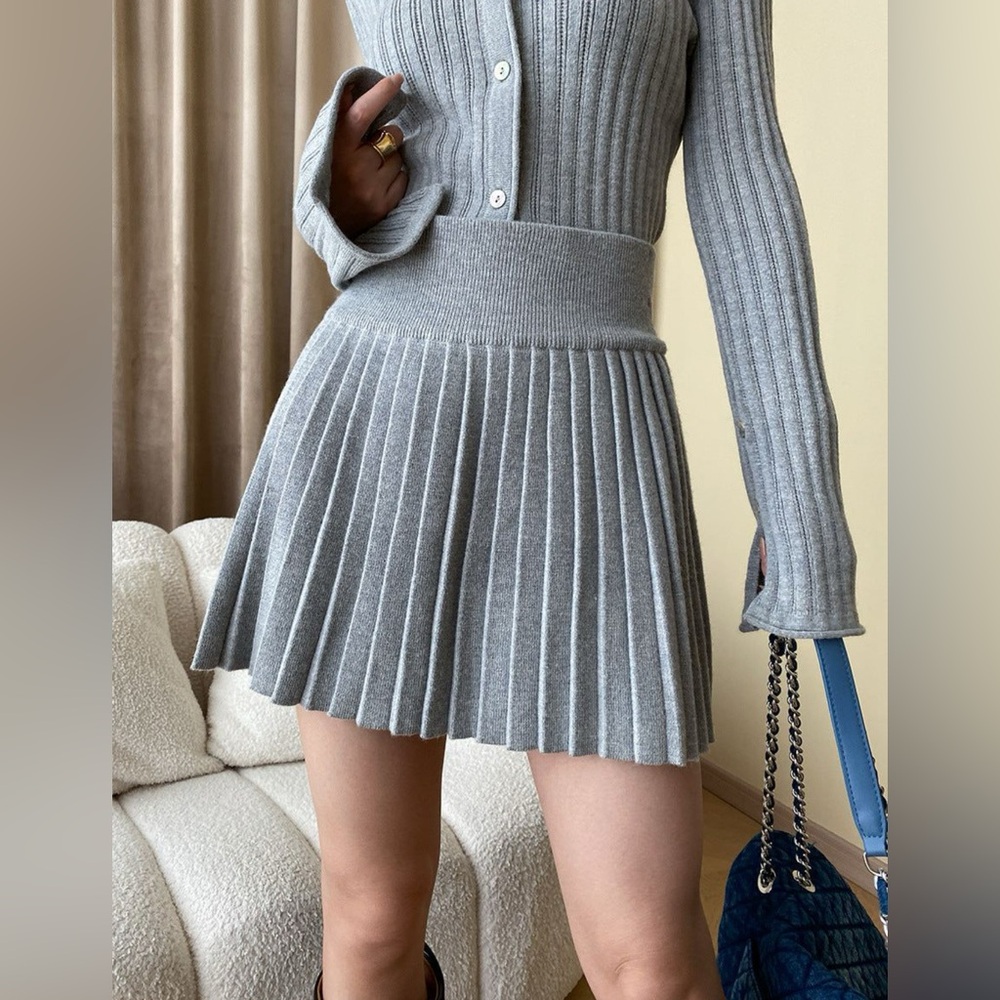Commense Pleated Knit Mini Skirt - Gray Size L